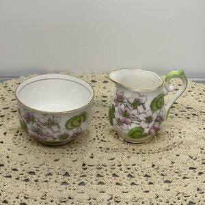 Vintage Salisbury Fine‎ Bone China Sugar Bowl Creamer Geranium Gold Trim England